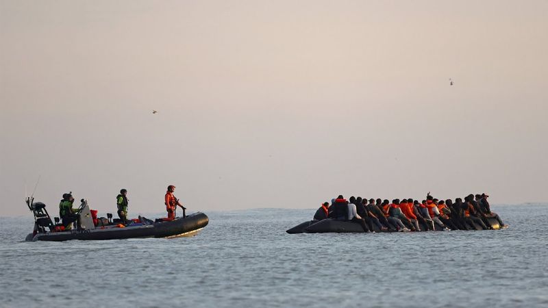 Великобритания начнёт возвращать нелегальных мигрантов во Францию