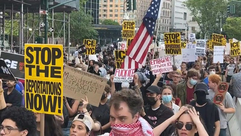 Protesters march in New York against immigration raids | AFP
