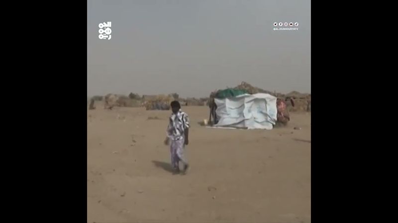 الحوثيون يقايضون نازحين في الحديدة بالطعام مقابل التجنيد