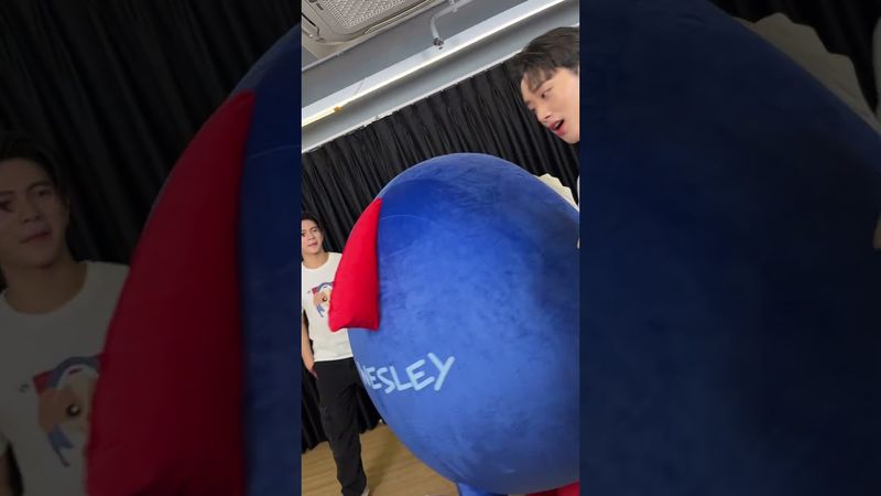 เสียงหัวใจ 'William Est' with 'น้องเวสลีย์!' ❤️💙 #WilliamEstFancon