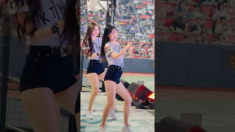 저작권자가 지켜보고 있다👀#김한슬 #김한슬치어리더#ktwiz#kt위즈 #kt위즈치어리더
