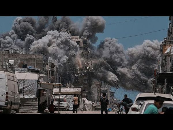 Israel's military advances in Gaza, attacking several hospitals over past week