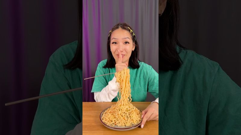 Frozen noodle prank😂