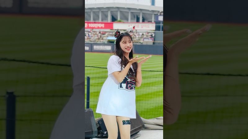 뜸들이다도 열심히 하신다 #이서윤 #이서윤치어리더#ktwiz #kt위즈 #kt위즈치어리더