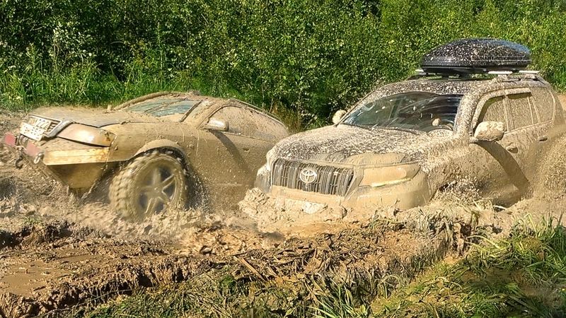 Audi Quattro УНИЖАЕТ ВНЕДОРОЖНИКИ оффроад против TANK 300, Land cruiser Prado, Уаз и Луаз из СССР