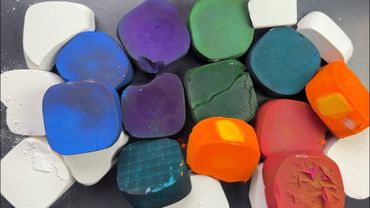 Super BUTTERY Mini Rainbow Round G2