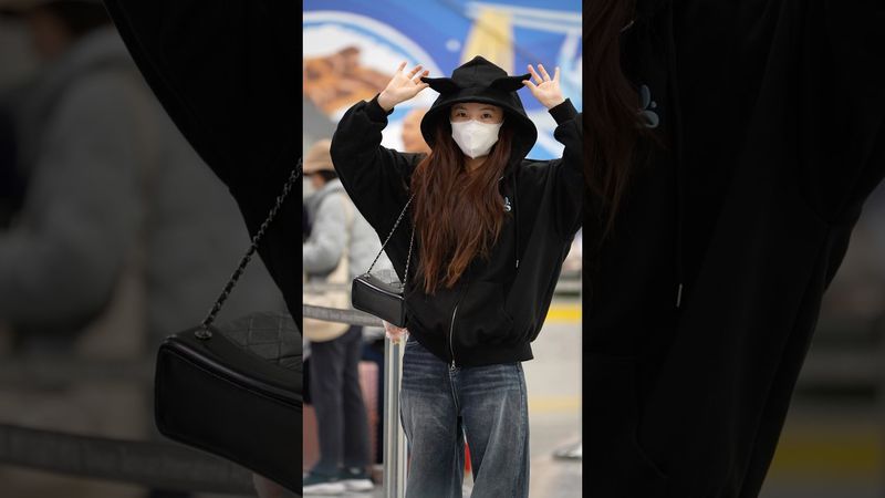 多慧展示可愛的帽T 怎麼有這麼可愛的人啦​⁠😍@lee_dahye #李多慧 #이다혜 #cheerleader #fancam #shorts