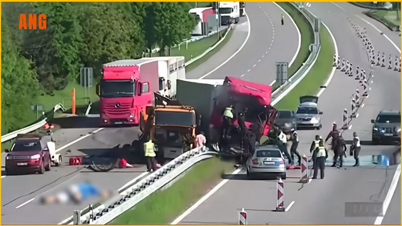 150 SHOCKING Car Crashes Moments Video On The Road You Wouldn't Believe If Not Filmed