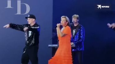 «Энергосберегающая» подтанцовка Булановой