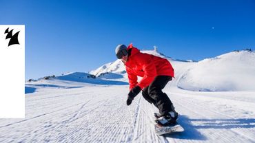 Max Graham & Neev Kennedy - Sun In The Winter (C-Systems Remix) [Official Music Video]