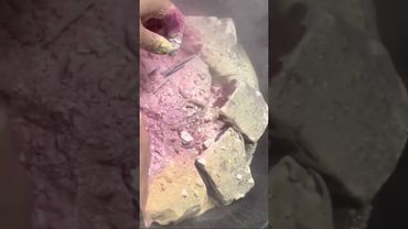 Dusty Drizzled Dyed BSN Gym Chalk ASMR