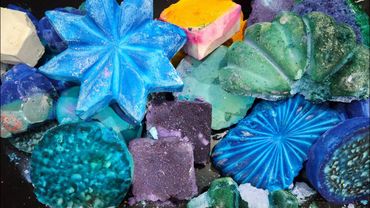 Melting 👋  BYE - BYE 👋 platter 😉