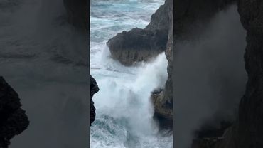 Сила океана - это невероятно красиво! #ocean