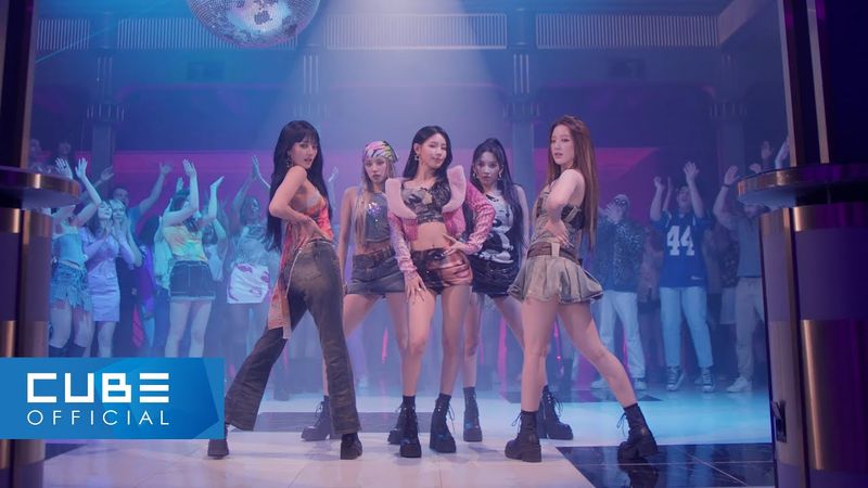 (여자)아이들((G)I-DLE) - '퀸카 (Queencard)' M/V (Performance Ver.)