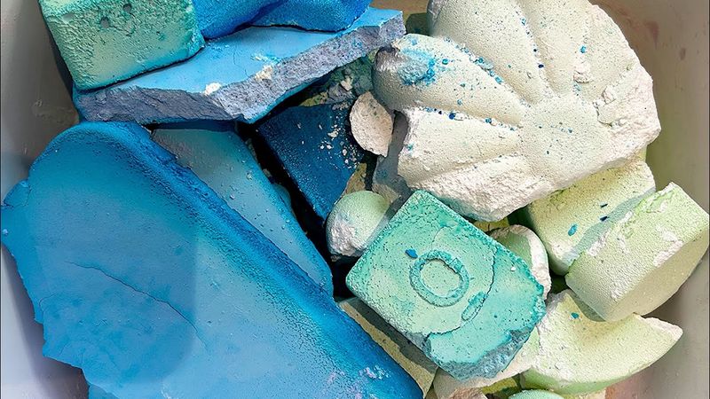 From ultra soft to crispy | Broken bits | asmrgymchalk | satisfying | please subscribe