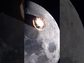 Астероид падает на луну