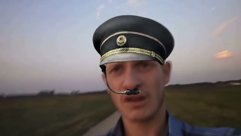 Муравей в Муравейнике