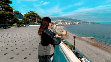 Все приехали в КРЫМ и ОБАЛДЕЛИ. Ялта сегодня. Атмосфера в ноябре. БАЛ ХРИЗАНТЕМ в Крыму 2025