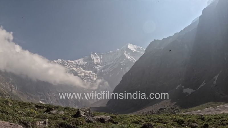 Clouds roll in to Sunderdhunga valley, over Panwali Dwar peak and our tents in the Sukhram valley