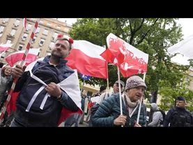 Anti-immigration protesters gather in Poland ahead of elections