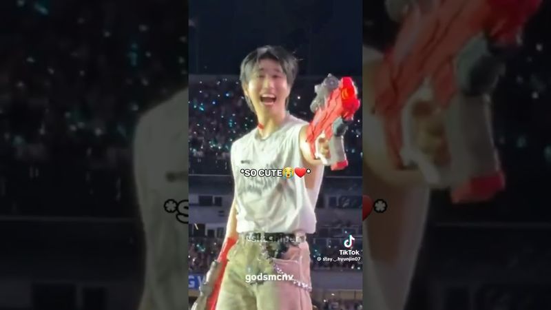 Hyunjin what are you doing 😫 #foryou #boyband #kpopskz #foryou #skz #foryou #kpopskz #foryou #skz