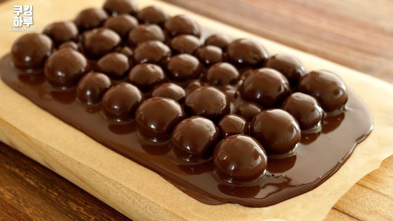 3 Ingredienti!! Bolle di Sapone Dolci??!! Cioccolato a Bolle!!Che Buono!