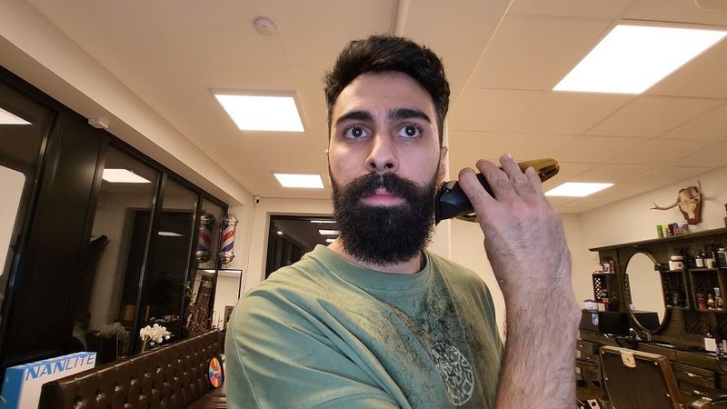 اصلاح ریش بلند، با توضیح