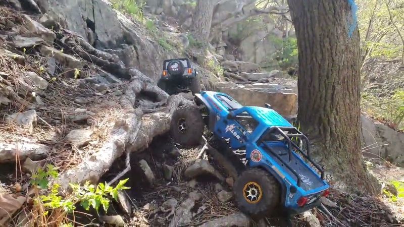 cross rc emo x & rubicon hardRock mountain trailing
