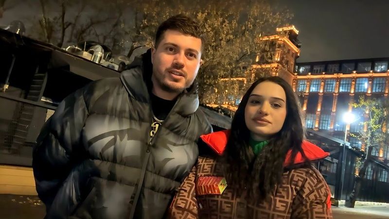 Анар ещё Гуляет на арбате с Кристиной