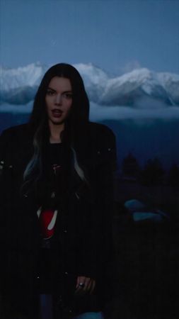 Пиши любимую строчку из песни «Родная»❤️‍🩹 #LizaEvans