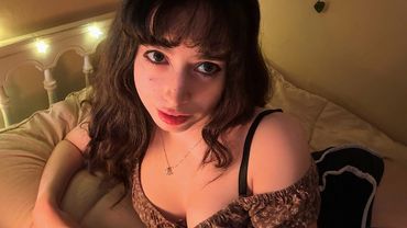 .ᐟ.ᐟ YATAĞIMDA 1 SAAT DUDAK SESLERİ VE FISILTILAR .ᐟ.ᐟ ASMR