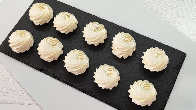 solo 3 ingredientes! la crema más rápida y estable con chocolate BLANCO!