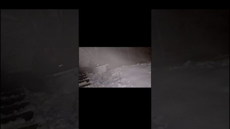 Оператор пострадал. Автор видео: @cu_cum_ber01  #комментарии #юмор #мем