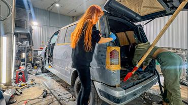 🚌 3 ДЕВУШКИ vs РЖАВЫЙ АВТОБУС за 75к. ВСЕ СКАЗАЛИ, ЧТО МЫ СУМАСШЕДШИЕ… пока не увидели результат!