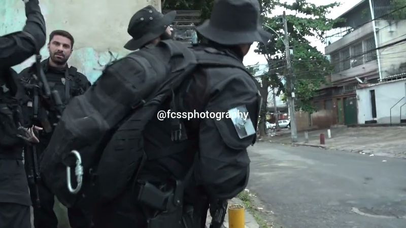 Operação conjunta entre a PCERJ E PMERJ nas comunidades do Alemão e Penha.