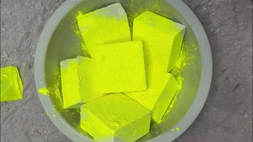 Freshies w/ Neon Yellow Pigment💛 • GYM CHALK ASMR