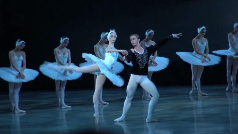 Maria Ilyushkina Nikita Korneyev (Mariinsky Ballet) White Swan Adagio