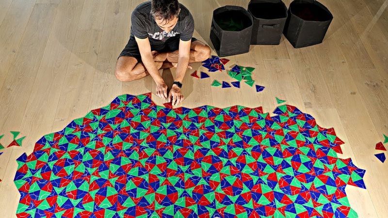 Мозаика Пенроуза, бесконечная и неповторимая [Veritasium]