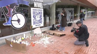 Images outside clinic where gravely wounded Colombian hopeful hospitalized | AFP