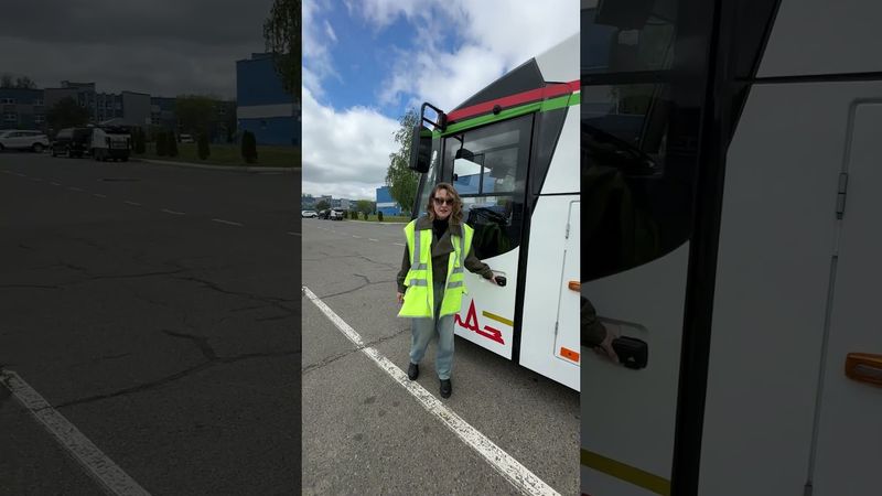 Руль Mercedes в электробусе МАЗ? 🤔 #shorts #mercedes #маз