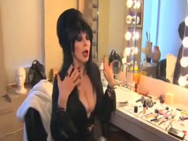 Elvira Mistress of the Dark Chiller Theatre Promo