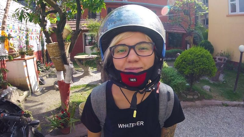 Ритуальное сожжение мертвых. На мотоцикле по Непалу, серия первая.