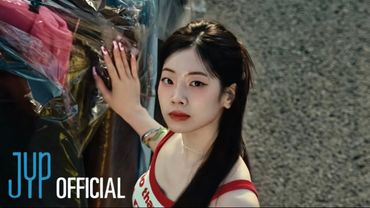 TWICE “MARS” M/V