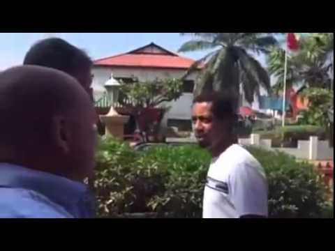 Москалі? Я з москалями не балакаю!