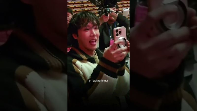 کیوتااا😂🔥#shorts #bts #lisa_bts7 #بی_تی_اس #شوگا #جیهوپ #تهیونگ #جونگ_کوک #نامجون#جین#جیمین#کیپاپ