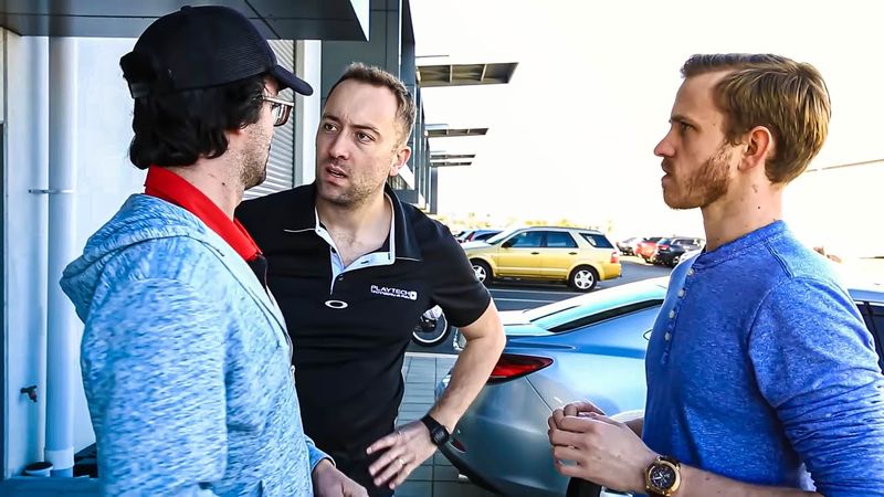 КОГДА УПРАВЛЯЕШЬ МАГАЗИНОМ СНАРУЖИ