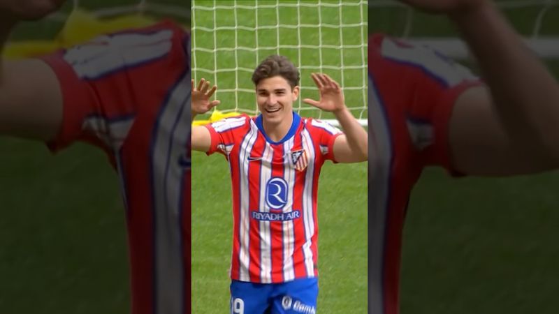 Julián Álvarez and Griezmann 🫂