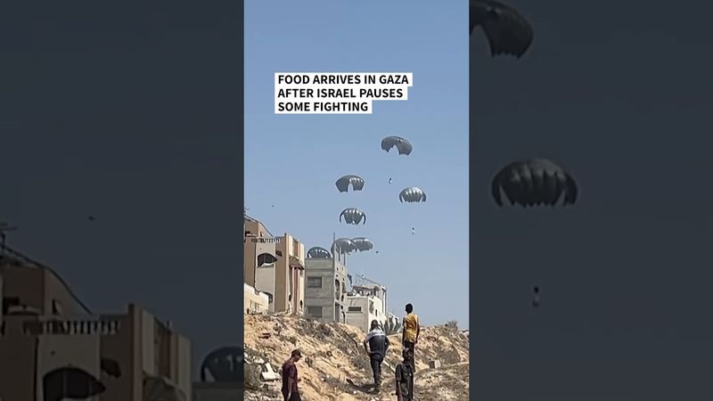 Food arrives in Gaza after Israel pauses some fighting | AFP #shorts