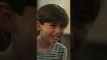 Leonel le miente a sus hijos diciéndoles que su madre falleció 🫣 #Amanecer #Uninovelas