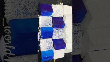 Vivid Blue #rainbowsoap #asmrtriggers #crushingtime #asmrsounds #satisfying #justsoaps #chalkasmr